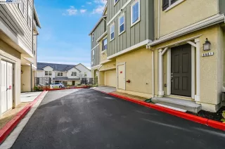 Photo #2: 41047882 Listing 