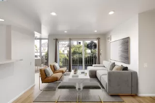 Photo #2: 41047912 Listing