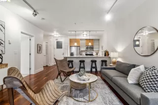 Photo #4: 41047927 Listing