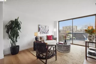 Photo #5: 41047930 Listing