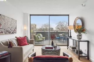 Photo #6: 41047930 Listing