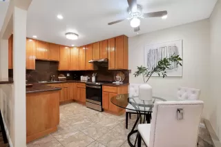 Photo #6: 41047935 Listing