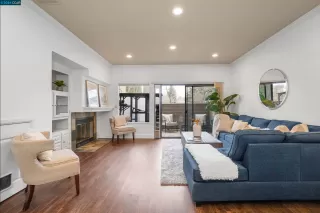 Photo #5: 41048004 Listing