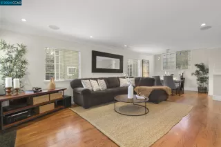 Photo #5: 41048083 Listing