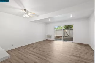 Photo #3: 41048106 Listing