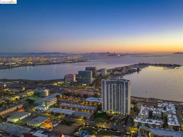 MLS: 41048160 Condo For Sale