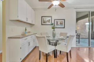 Photo #6: 41048335 Listing