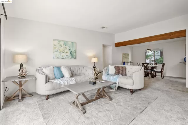 MLS: 41048359 Condo For Sale
