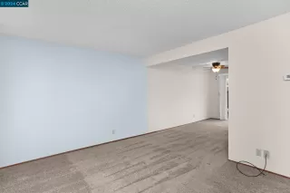 Photo #2: 41048377 Listing 