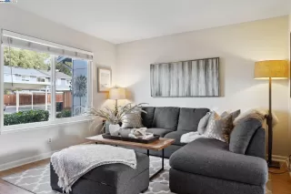 Photo #6: 41048419 Listing