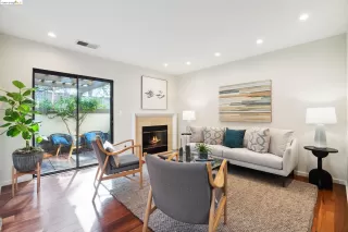 Photo #2: 41048437 Listing