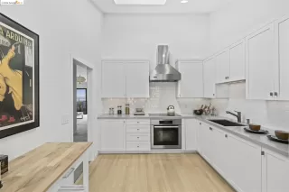 Photo #4: 41048447 Listing