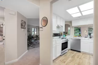 Photo #3: 41048450 Listing 