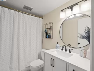 Photo #6: 41048480 Listing