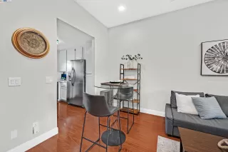 Photo #6: 41048484 Listing