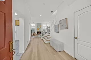 Photo #4: 41048512 Listing