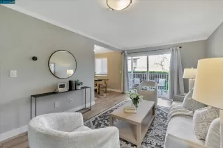 Photo #1: 41048556 Listing