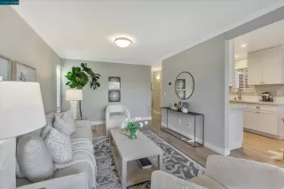 Photo #3: 41048556 Listing