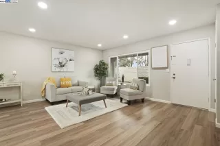 Photo #3: 41048569 Listing