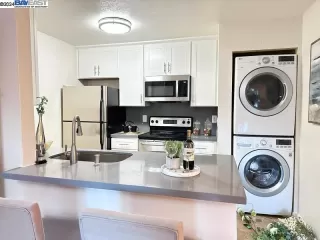 Photo #6: 41048601 Listing