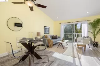 Photo #3: 41048633 Listing