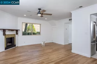 Photo #4: 41048654 Listing