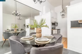 Photo #5: 41048665 Listing