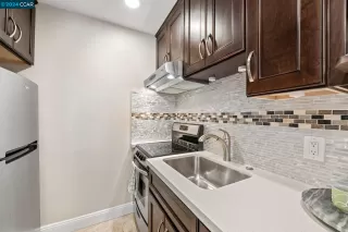 Photo #5: 41048680 Listing 