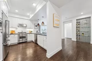 Photo #2: 41048730 Listing