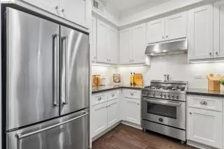 Photo #6: 41048730 Listing