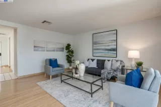 Photo #3: 41048742 Listing