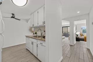 Photo #2: 41048797 Listing