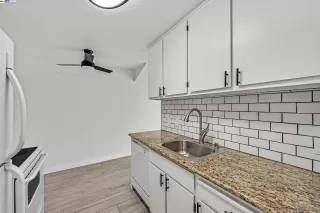 Photo #4: 41048797 Listing