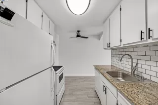 Photo #5: 41048797 Listing