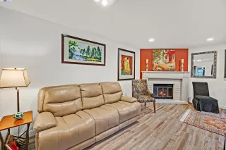 Photo #5: 41048831 Listing