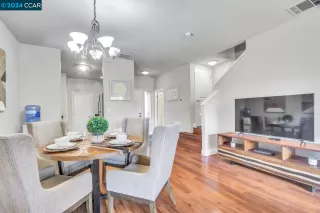 Photo #6: 41048846 Listing