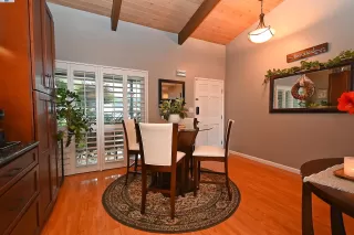 Photo #5: 41048882 Listing