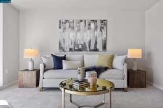 Photo #1: 41048916 Listing