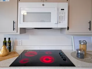 Photo #6: 41048925 Listing