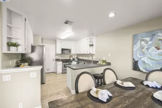 Photo #3: 41048952 Listing 