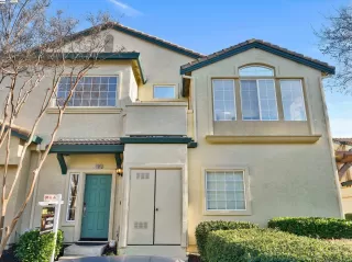 Photo #4: 41048957 Listing