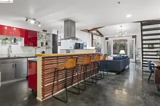 Photo #6: 41048989 Listing