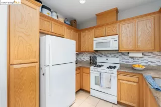 Photo #2: 41048992 Listing