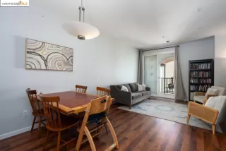 Photo #5: 41048992 Listing