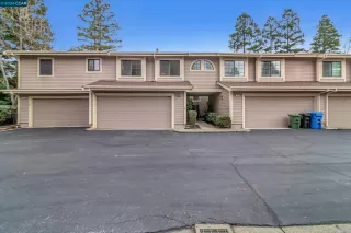 Photo #1: 41049008 Listing 