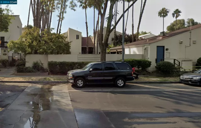 MLS: 41049063 Condo For Sale