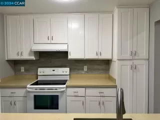 Photo #1: 41049063 Listing 