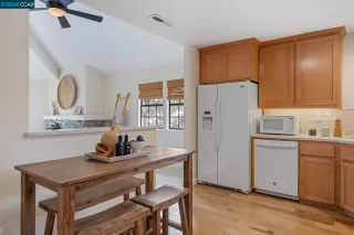 Photo #6: 41049113 Listing