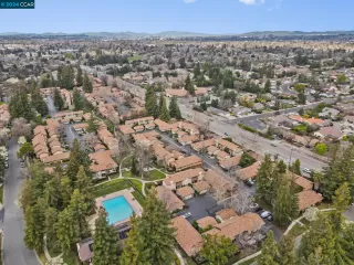 Photo #2: 41049245 Listing