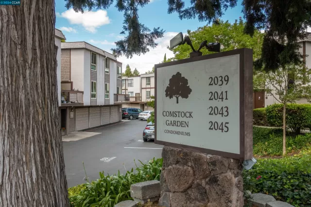 MLS: 41049260 Condo For Sale